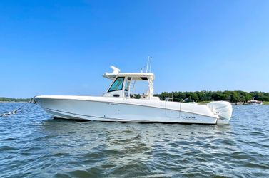 35' Boston Whaler 2017 Yacht For Sale